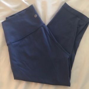 Lululemon Align crops